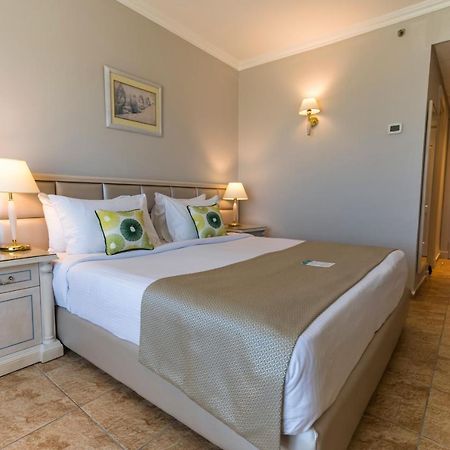 Sunrise Alex Avenue Hotel Alexandria Exterior foto A room at the hotel