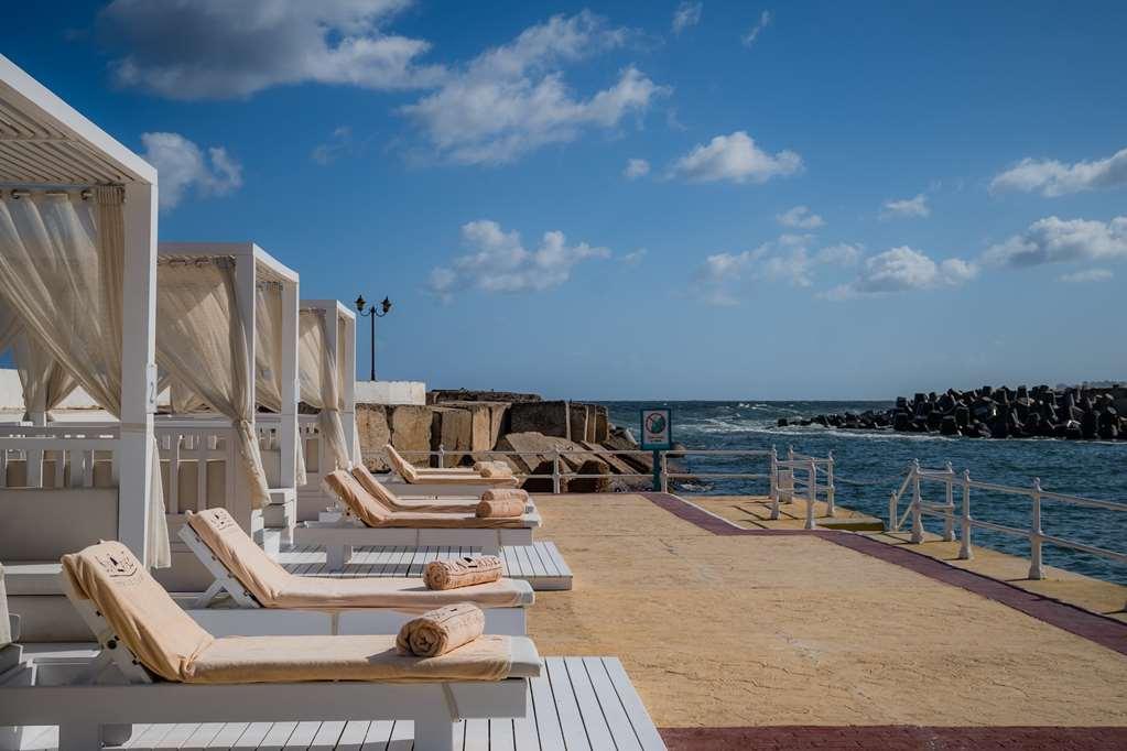 Sunrise Alex Avenue Hotel Alexandria Natur foto The beach at the Grand Hotel